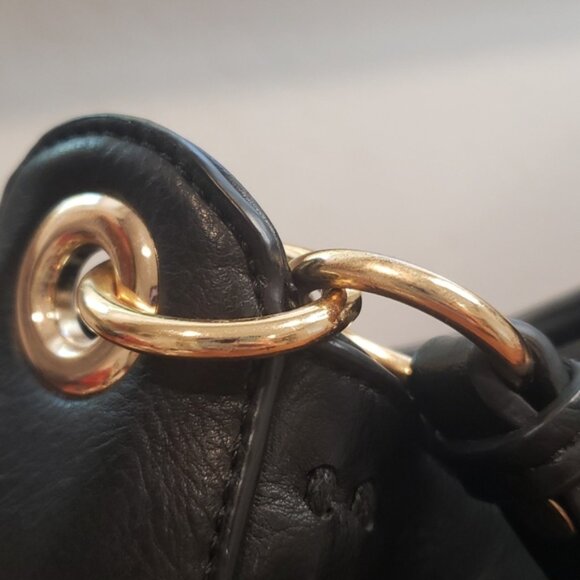 New Leather black purse from Macy's Perfect for everyday use great Quality... - Picture 4 of 5